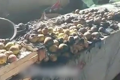 Kitobda dehqon bozori yonib ketdi