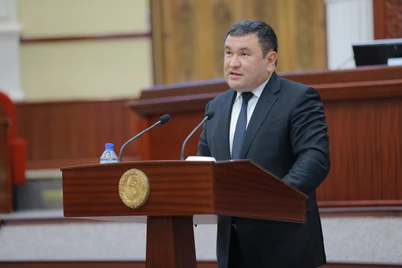 Benzin taqchilligi sunʼiy ravishda keltirib chiqarilyapti — vazir
