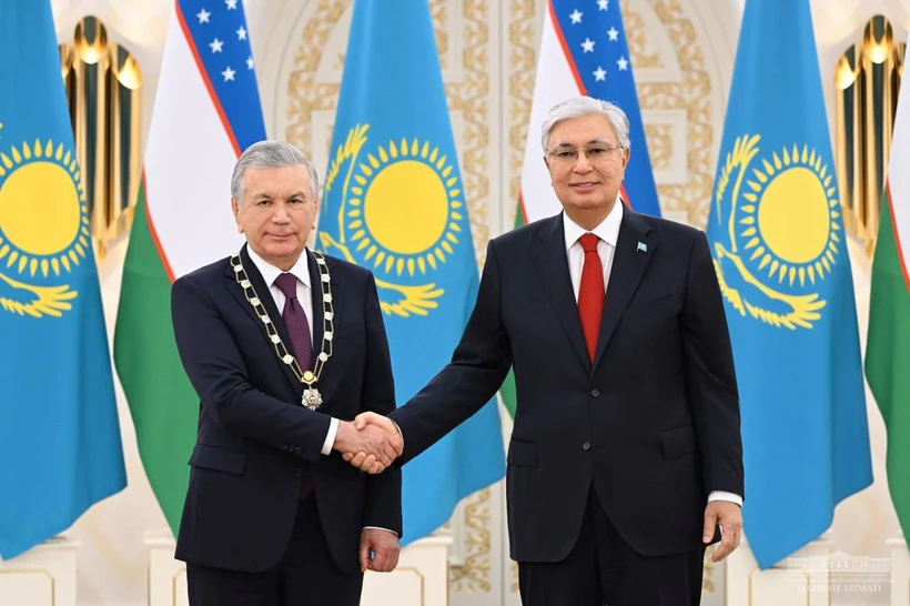 Shavkat Mirziyoyev Qozogʻistonning "Oltin Qiron" ordeni bilan mukofotlandi