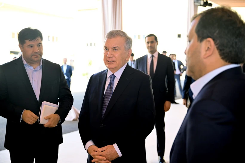 Prezident Chilonzor sanoat hududida boʻldi