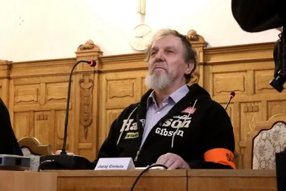 Словакия бош вазирига суиқасд қилишга уринган шахс 21 йилга қамалди