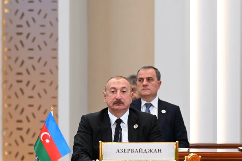 Ilhom Aliyev: “Shavkat Mirziyoyevning dono rahbarligi Oʻzbekistonni mintaqada yetakchi davlatga aylantirdi”