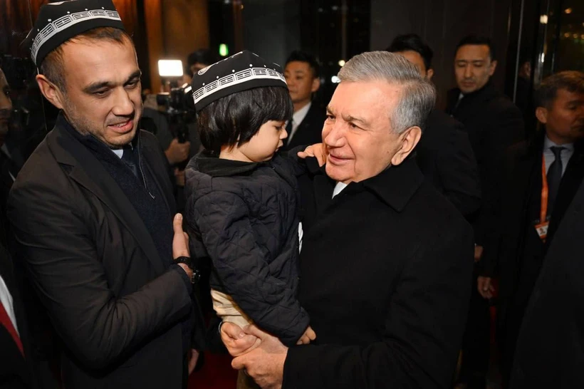 Shavkat Mirziyoyev Yaponiyadagi vatandoshlar bilan muloqot qildi