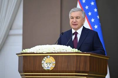 Президент Нукусда Қорақалпоғистон бўйича йиғилиш ўтказмоқда