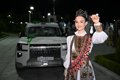 Ўзбекистонлик Амина Маҳмудова халқаро танловда ZEEKR автомобилини қўлга киритди