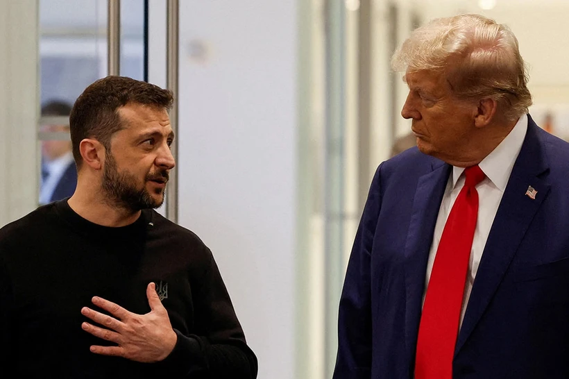 Tramp Ukrainaga yangi prezident saylash vaqti kelganini aytdi