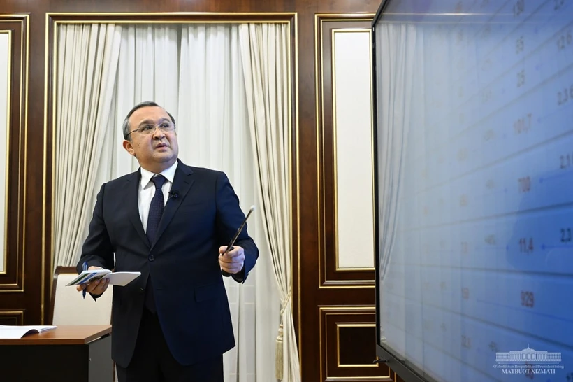 Улуғбек Розиқулов яна 3 йил муддатга "Ўзавтосаноат" раҳбари бўлди